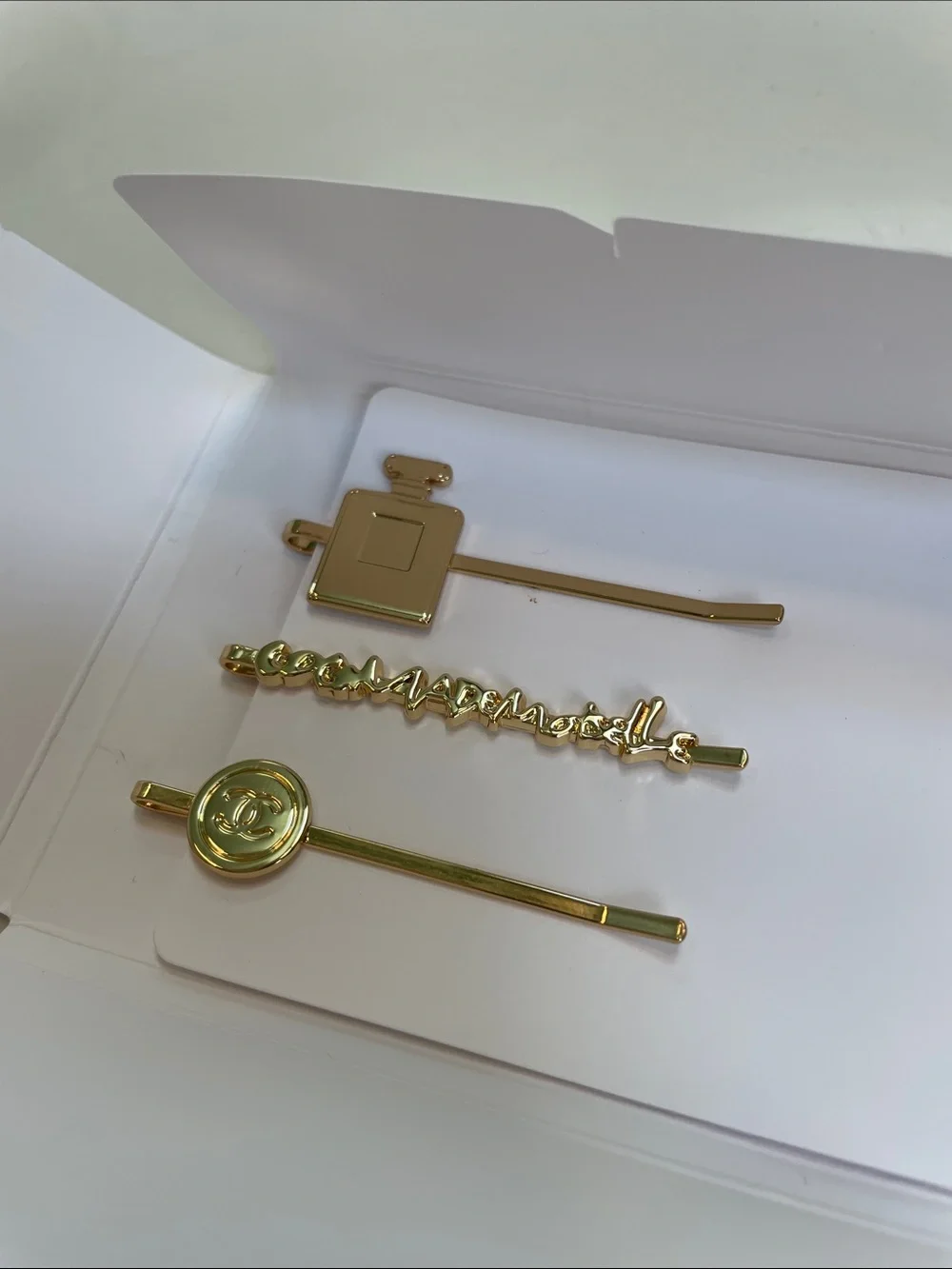 NEW Chanel Beauty Coco Mademoiselle 3-Piece Gold-Tone Bobby Pin Hair Clip Set